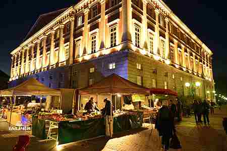 Marché nocturne de Chambéry