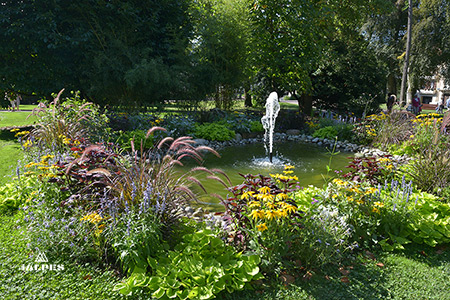 Jardin floral parc des thermes Savoie